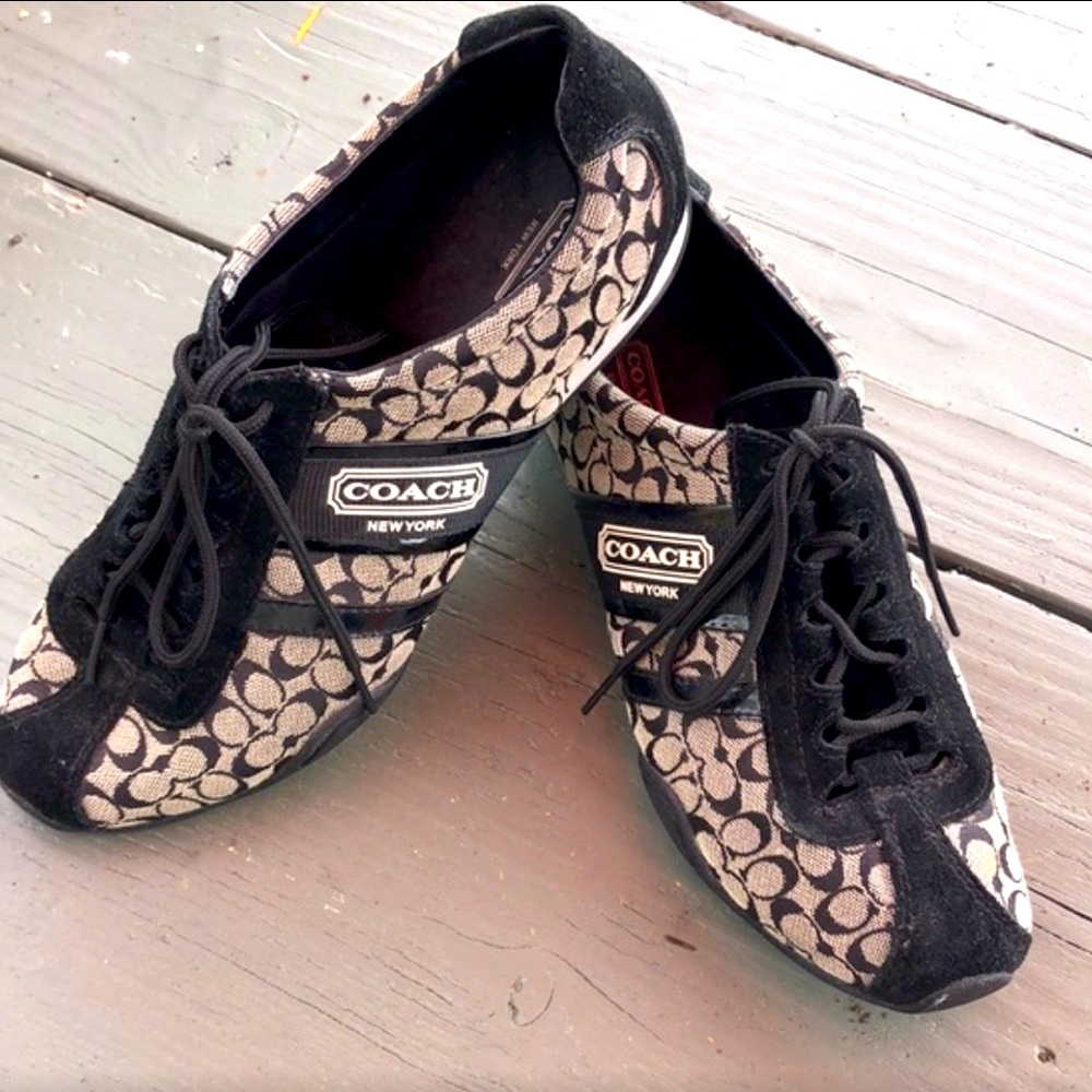 Coach Remonna Shoes Sneakers Tennis Shoes Black and Beige Signature Size 8.5M